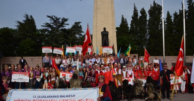 13. Uluslararası Yörük Türkmen Şöleni Balıkesir'e renk kattı