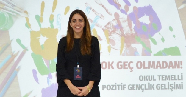 İnternetten Çocuklara ve Gençlere "Siber Zorbalık"