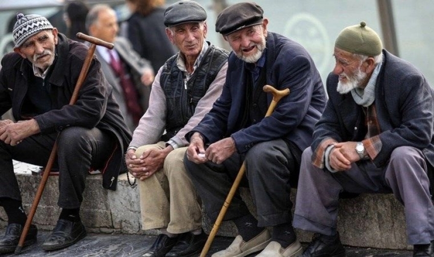 İstanbul'da açlık mücadelesi: Yüzbinlerce aile var