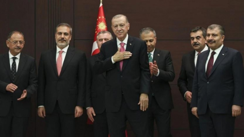 AKP'de istifa sessizliği: Fahrettin Koca'yı nasıl hatırlıyoruz?