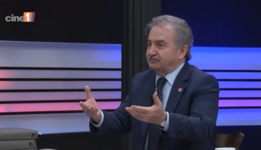 NAMIK KEMAL ZEYBEK yazdı: "Şeriatı Eleştirmek Suç Olmuş!.."