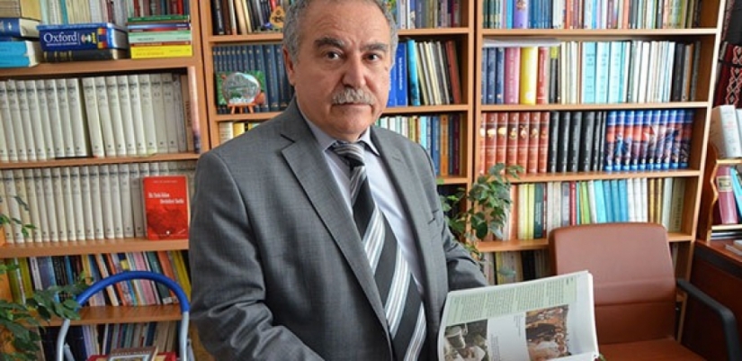 Prof. Dr. HİLMİ ÖZDEN yazdı: "Tırtıldan Kelebek “Oluş”