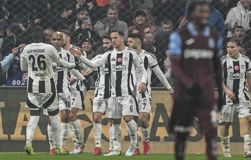 Beşiktaş geriden geldi: Trabzonspor 8 dakikada dağıldı