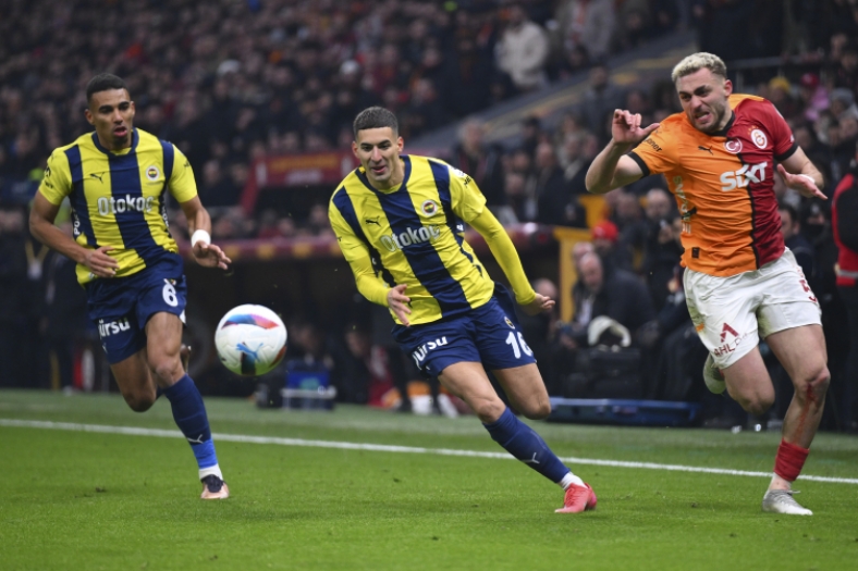 Galatasaray-Fenerbahçe derbisi golsüz sonuçlandı: 0-0