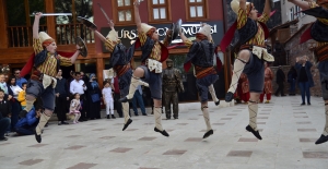 Bıçakçılık Müzesi'nde 'kılıç kalkan' ve 'mehter' gösterisi