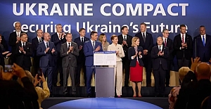 NATO zirvesi Ukrayna Anlaşması'nın imzalamasıyla sona erdi