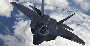 Amerikan F-22 uçakları Ortadoğu'da