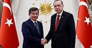 Ankara kulislerini sarsan çıkış! Davutoğlu AKP'ye geri mi dönüyor?