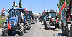 Bandırma'da çiftçiler traktörlü eylem yaptılar