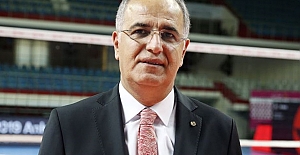 Mehmet Akif Üstündağ...